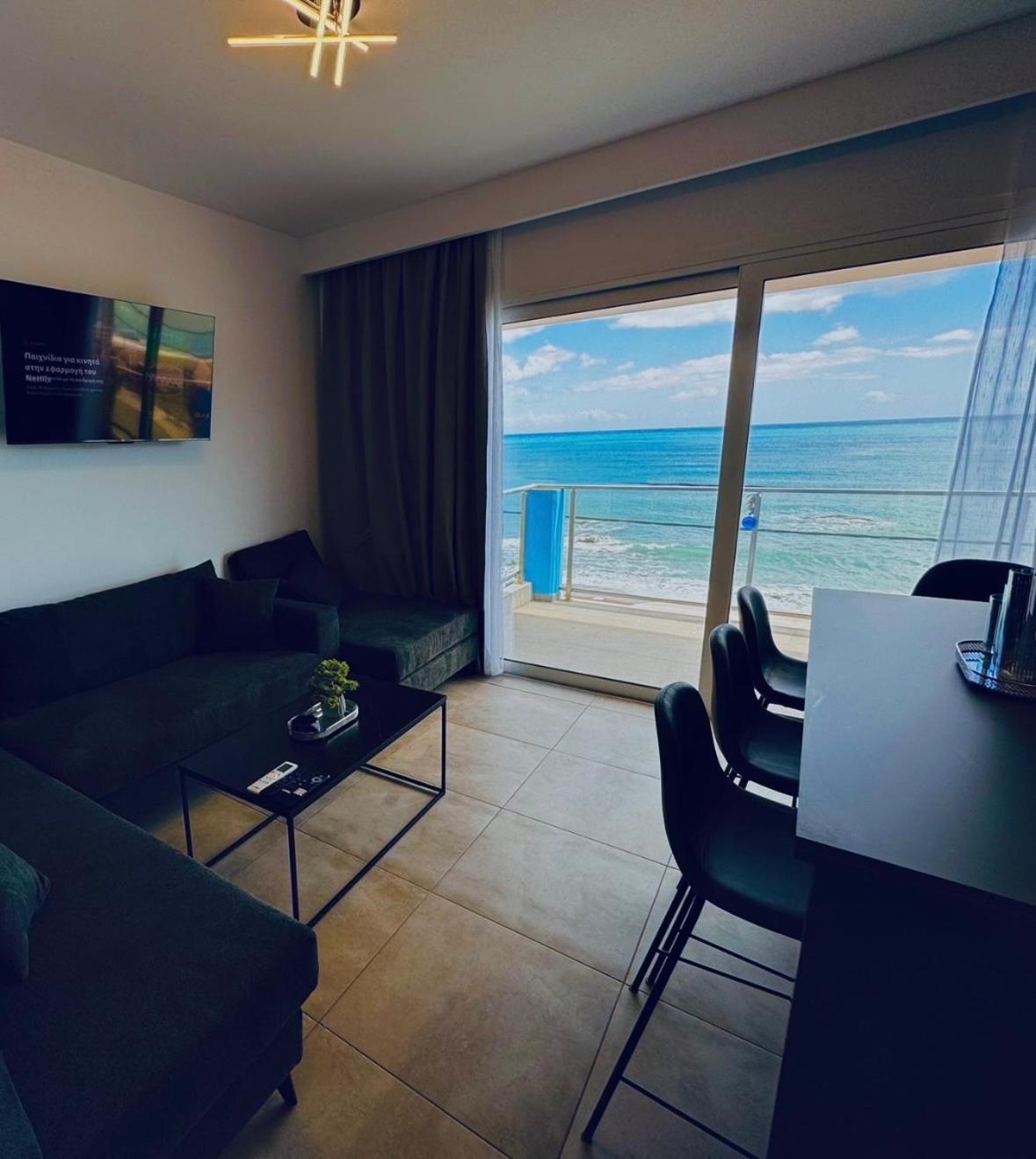 Stegna Sea & Sun Hotel อาร์คานเยโลส ภายนอก รูปภาพ